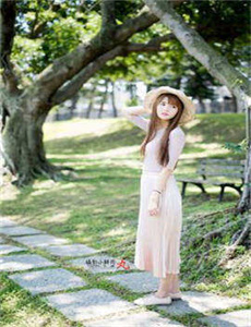 《邻居的美人妻》日本